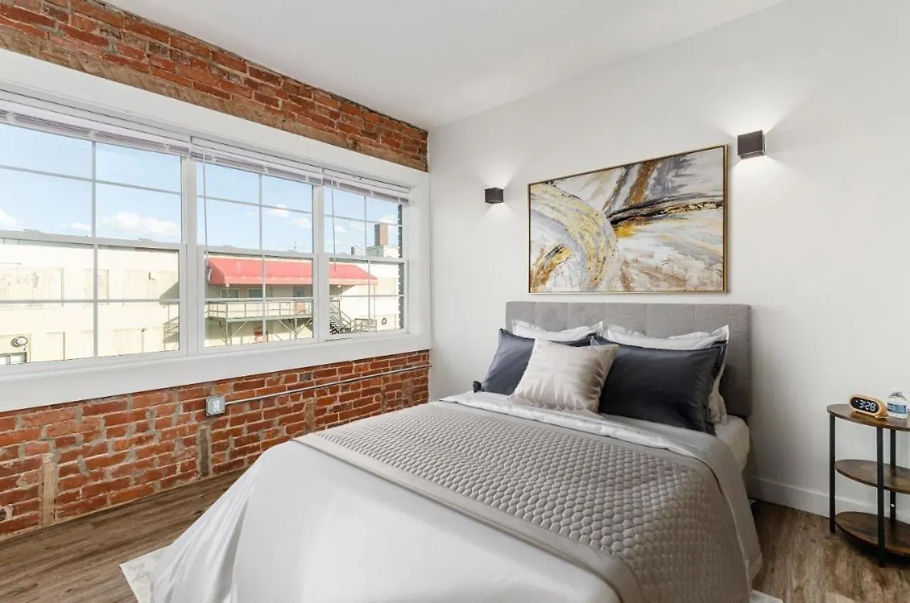 Appartamento The Broad Cozy Affordable Luxury In Downtown Columbus 0*,
